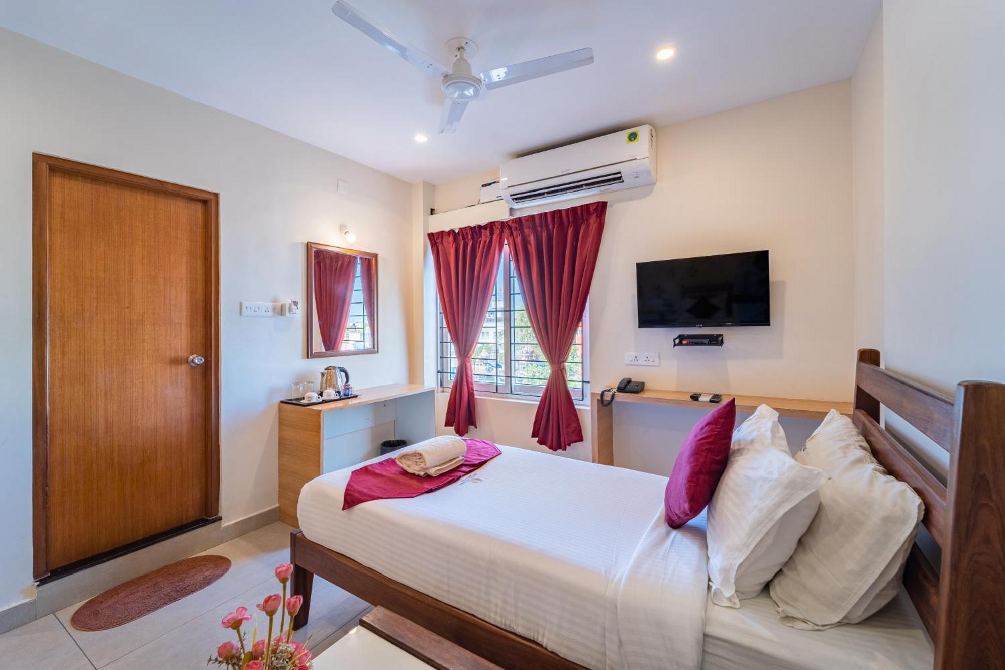Hotel VI Park - City Centre Pondicherry Dış mekan fotoğraf