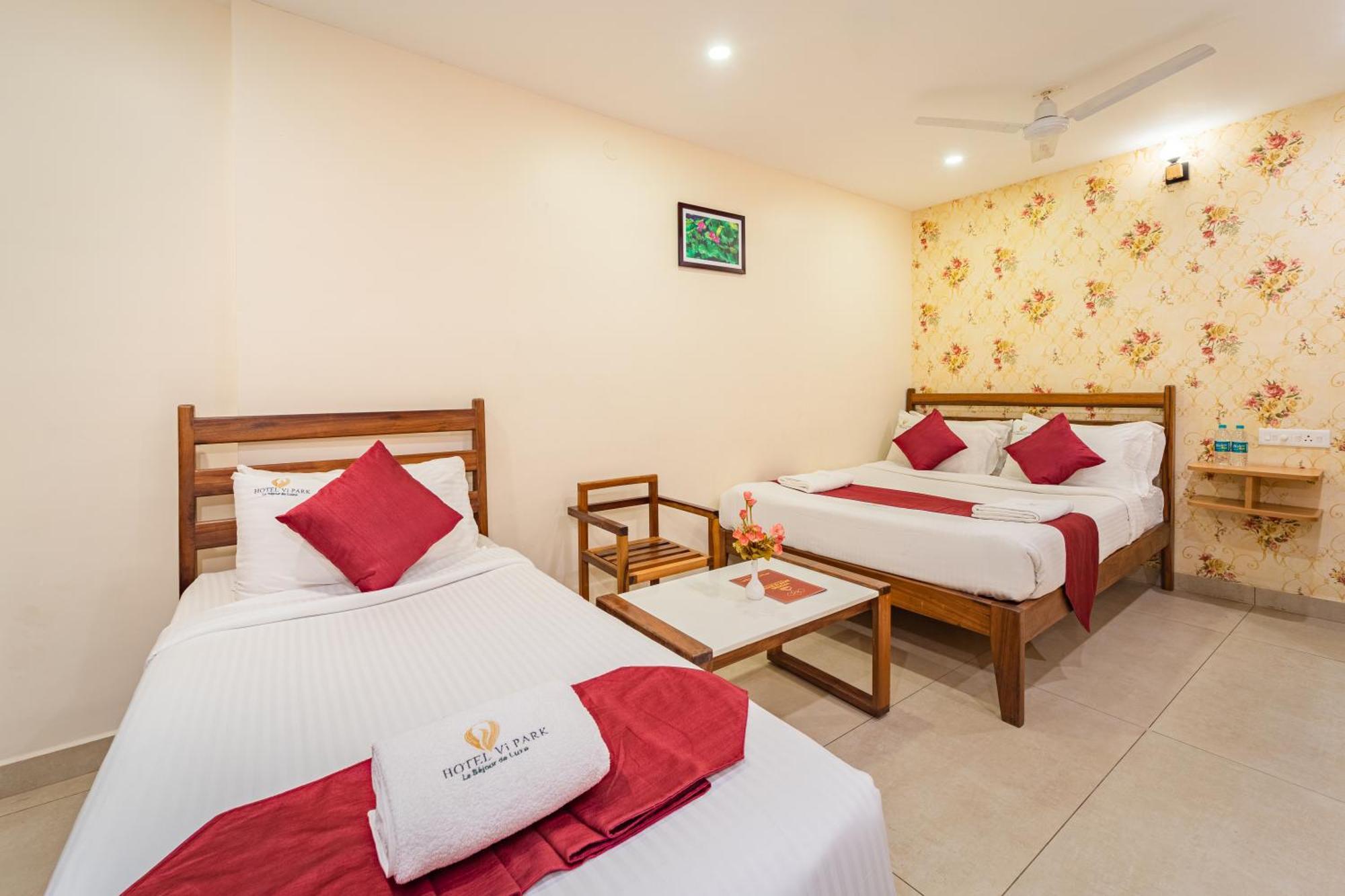 Hotel VI Park - City Centre Pondicherry Dış mekan fotoğraf