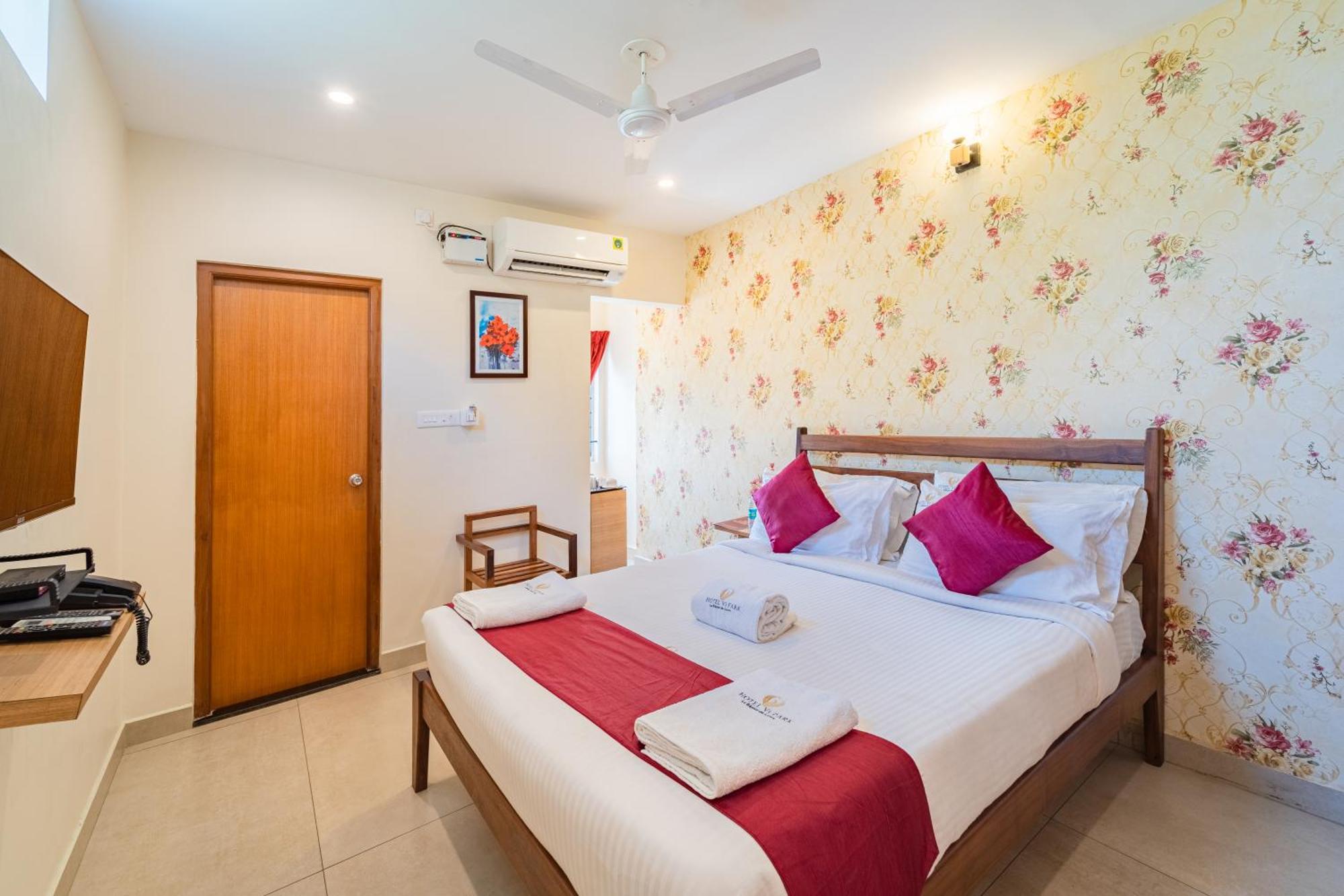 Hotel VI Park - City Centre Pondicherry Dış mekan fotoğraf