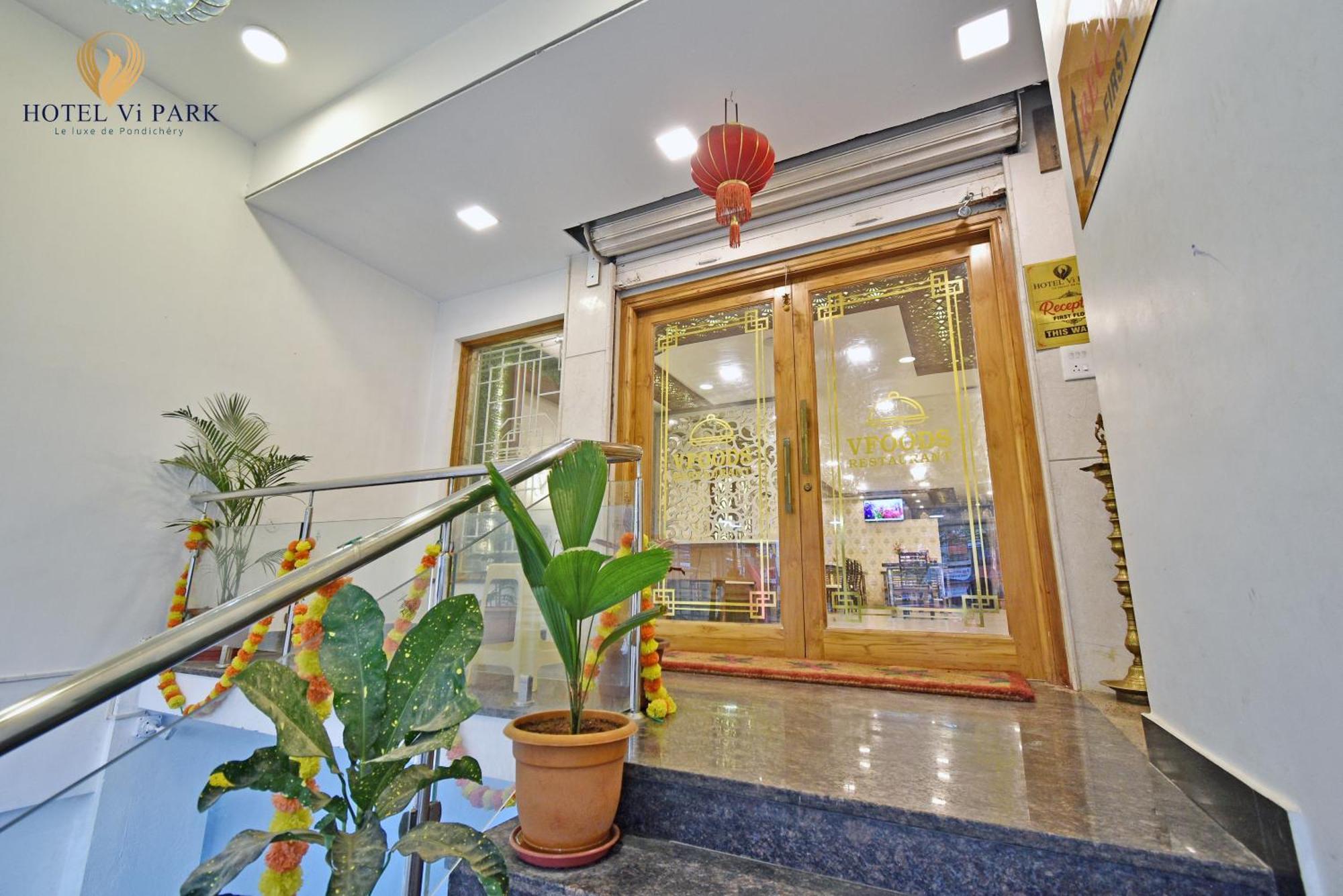 Hotel VI Park - City Centre Pondicherry Dış mekan fotoğraf